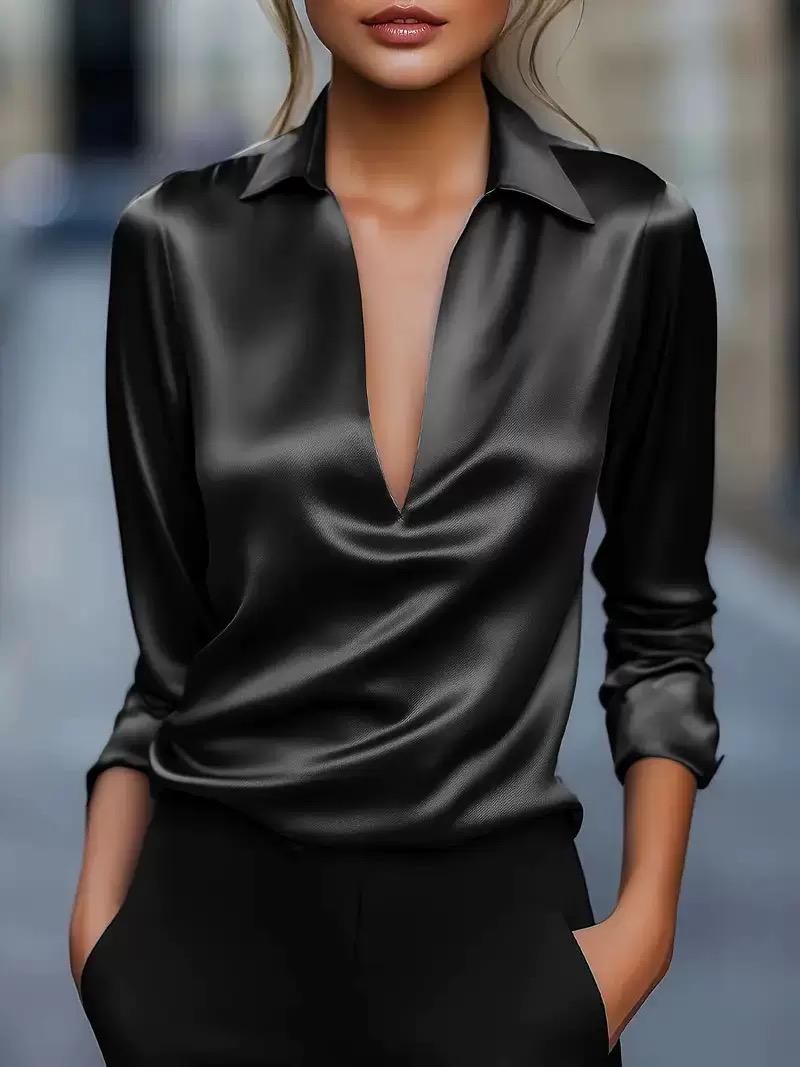 Camicia in seta con scollo a V